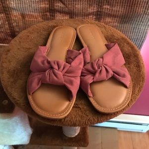 Pink tied sandal